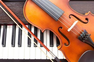 Organista e violinista