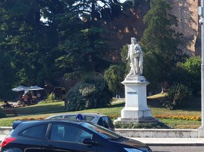 Attività edilizia attiva vendita