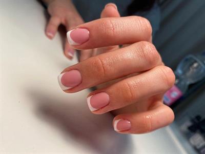 Senipermanente / manicure russa